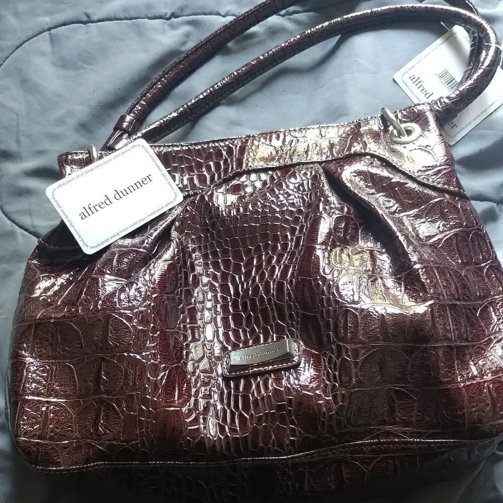 New Alfred Dunner Purse - Picture 1 of 7